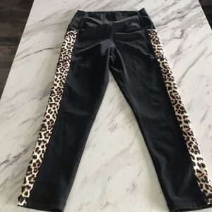 Zyia cheetah print capri